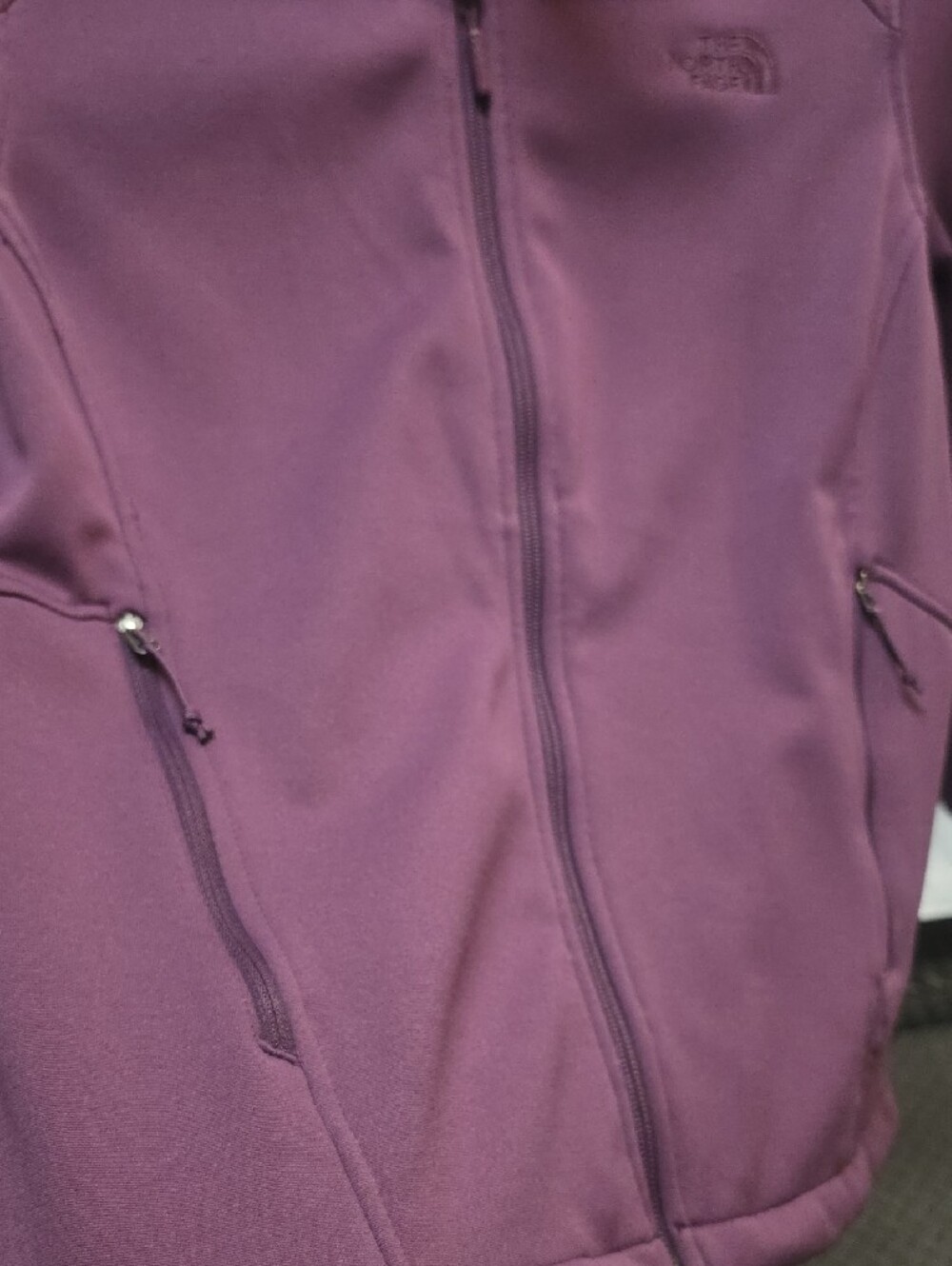 The North Face Women's Plum Zip-Up Jacket - Picture 3 of 10
